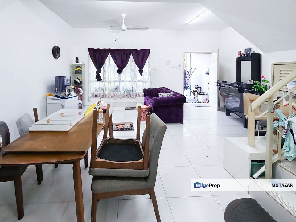 MURAH BELOW SPA PRICE, Double Storey Terrace House Rafflesia @ Taman Pelangi 2, Semenyih - Nice View, Good condition  FOR SALE, Selangor, Semenyih