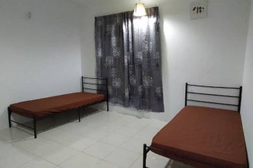 Puncak Hijauan (Hijauan Heights)