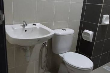 Puncak Hijauan (Hijauan Heights)