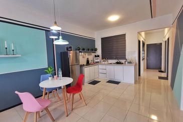 Puncak Hijauan (Hijauan Heights)