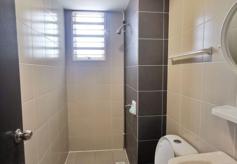 Puncak Hijauan (Hijauan Heights)