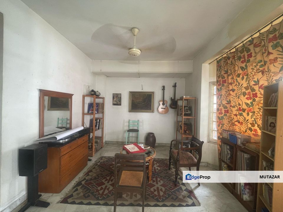 HOT PROPERTY IN USJ!, Double Storey Terrace House [24x75] @ USJ 3, Subang Jaya - Huge Extra Land at Back FOR SALE, Selangor, USJ