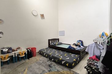 Taman Albury 1 @ Mahkota Hills