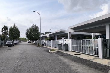 Taman Albury 1 @ Mahkota Hills