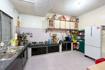 Taman Kinrara Seksyen 2