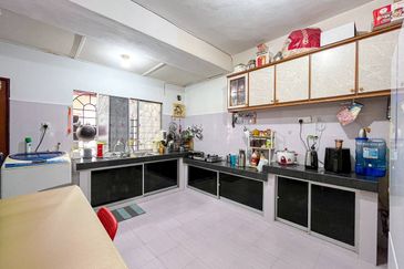 Taman Kinrara Seksyen 2