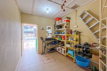 Taman Kinrara Seksyen 2