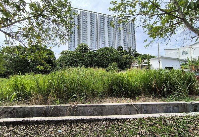 FREEHOLD Bungalow Land at Taman Meringin Indah, Kajang - Near Country Heights  FOR SALE