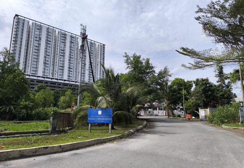 FREEHOLD Bungalow Land at Taman Meringin Indah, Kajang - Near Country Heights  FOR SALE