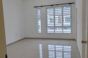 TIARA SENDAYAN (PRESINT 5)