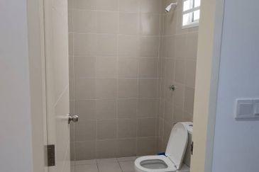 TIARA SENDAYAN (PRESINT 5)