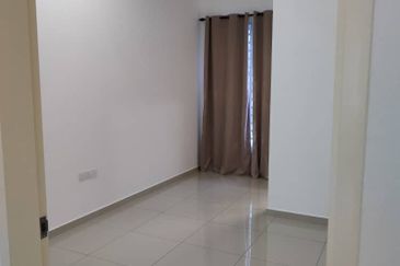 TIARA SENDAYAN (PRESINT 5)