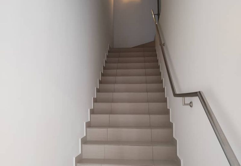 TIARA SENDAYAN (PRESINT 5)