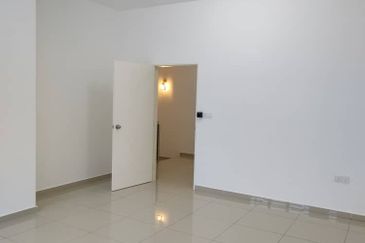 TIARA SENDAYAN (PRESINT 5)