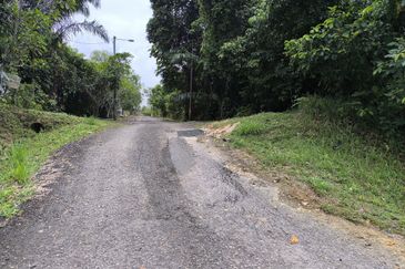 Jalan Sungai Merab