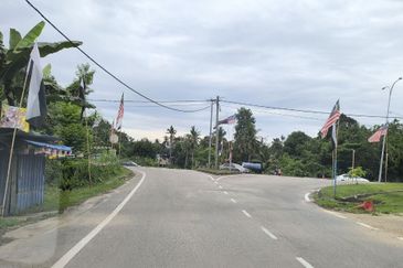 Tanah Freehold Bebas Banjir Di Bukit Cermin, Mentakab - Lokasi Strategik, Sebelah Rendah & Menengah FOR SALE