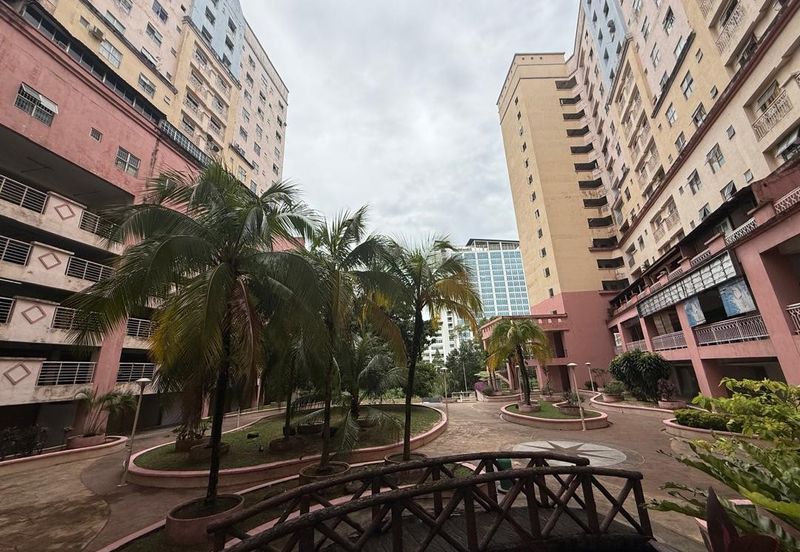 Brunsfield Service Apartment