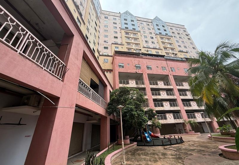 Brunsfield Service Apartment