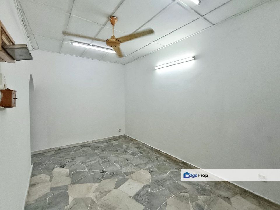 NON BUMI UNIT, Single Storey Terrace House at Taman Saga, Ampang - RENOVATED & FULLY EXTENDED For Sale, Selangor, Ampang