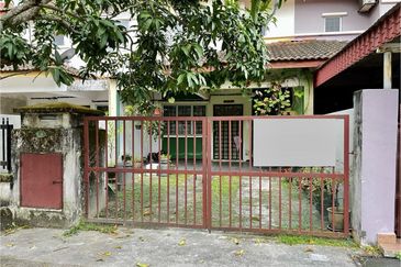 Taman Tasik Semenyih (Lake Residence)