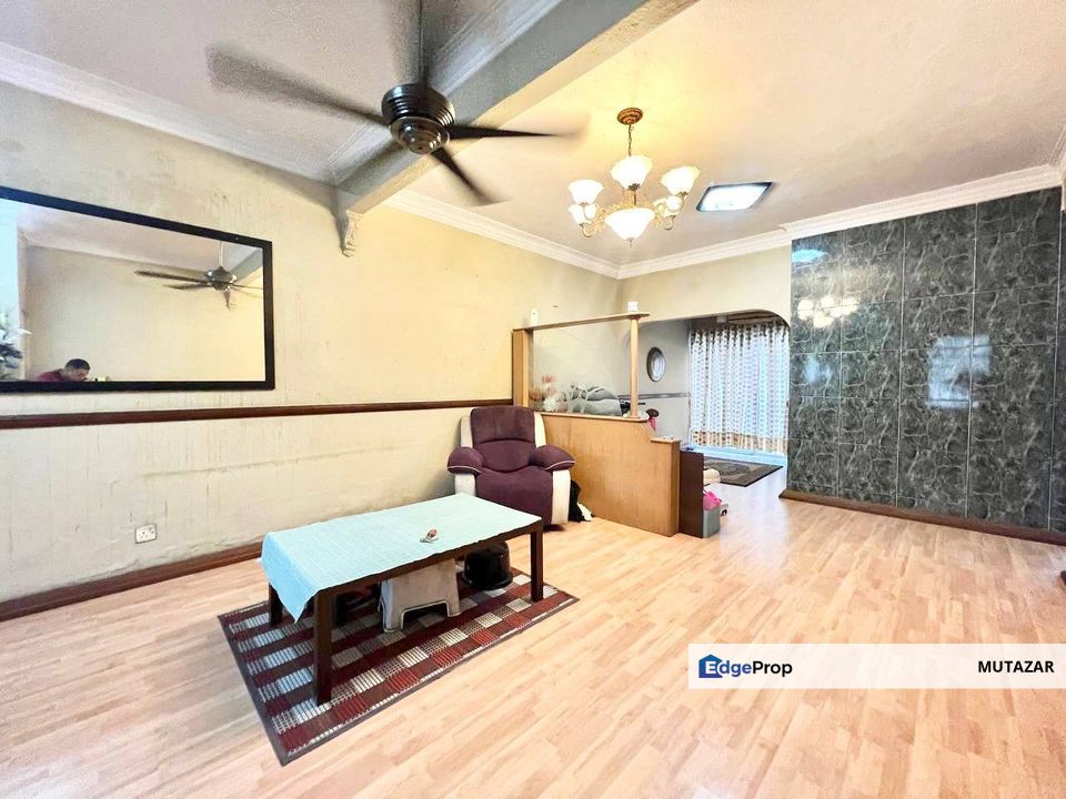 FREEHOLD FACING OPEN, Double Storey Terrace House @ SS 19, Subang Jaya - Renovated, Partially Furnished FOR SALE, Selangor, Subang Jaya