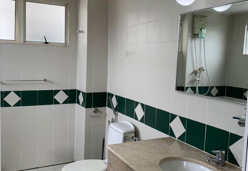 Bungaraya Kondominium, Saujana Subang