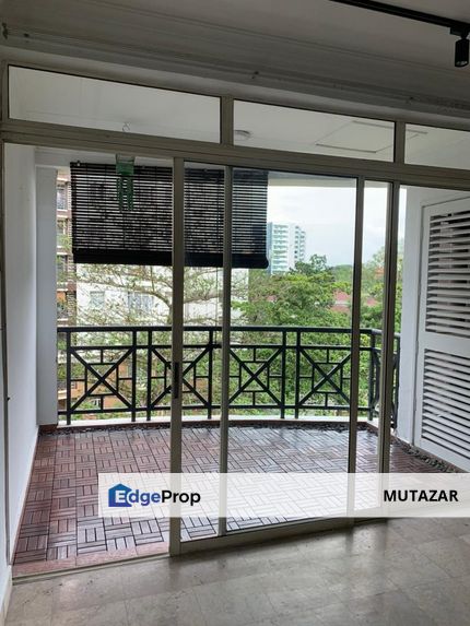 FREEHOLD, SPACIOUS,  Bungaraya Condominium @ Persiaran Golf, Seksyen U2, Shah Alam - High End Finishing For Sale, Selangor, Saujana 