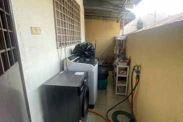 Bandar Tun Hussein Onn