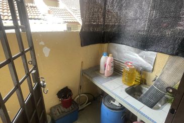 Bandar Tun Hussein Onn