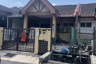 Bandar Tun Hussein Onn