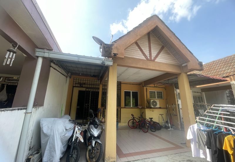 Bandar Tun Hussein Onn