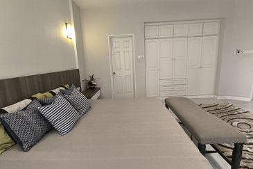 Bungaraya Kondominium, Saujana Subang