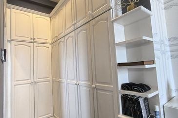 Bungaraya Kondominium, Saujana Subang