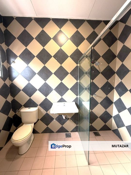 FREEHOLD NON BUMI, Double Storey Terrace House @ Taman Sunway Semenyih - Renovated & Fully Extended For Sale , Selangor, Semenyih