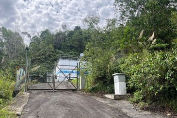 Tanah Freehold Status Bangunan FOR SALE Di Sungai Tua, Selayang - Berdekatan Taman Perumahan