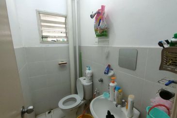 Apartment Teratai, Taman Sutera