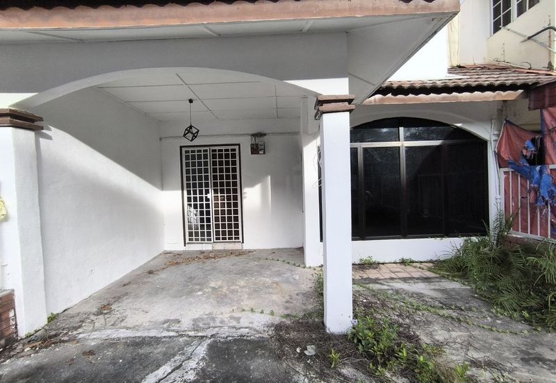 SL 6, Bandar Sungai Long