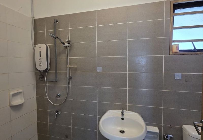 Dahlia @ Serene Heights