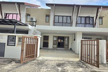 Dahlia @ Serene Heights