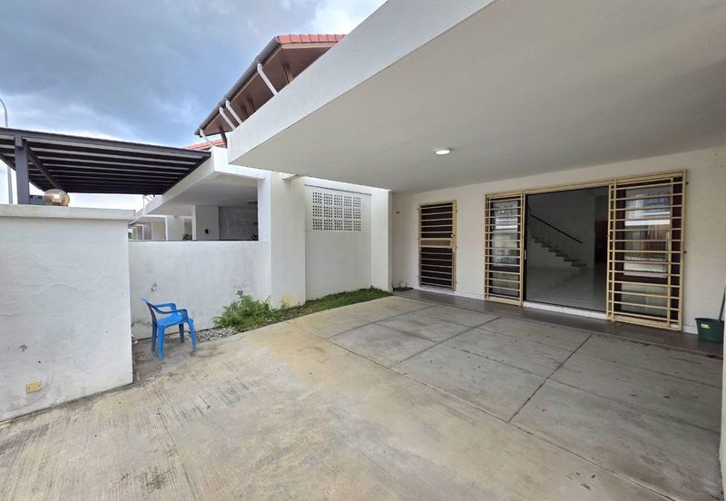 Dahlia @ Serene Heights