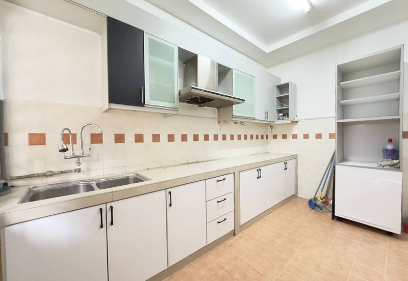 Bandar Tun Hussein Onn