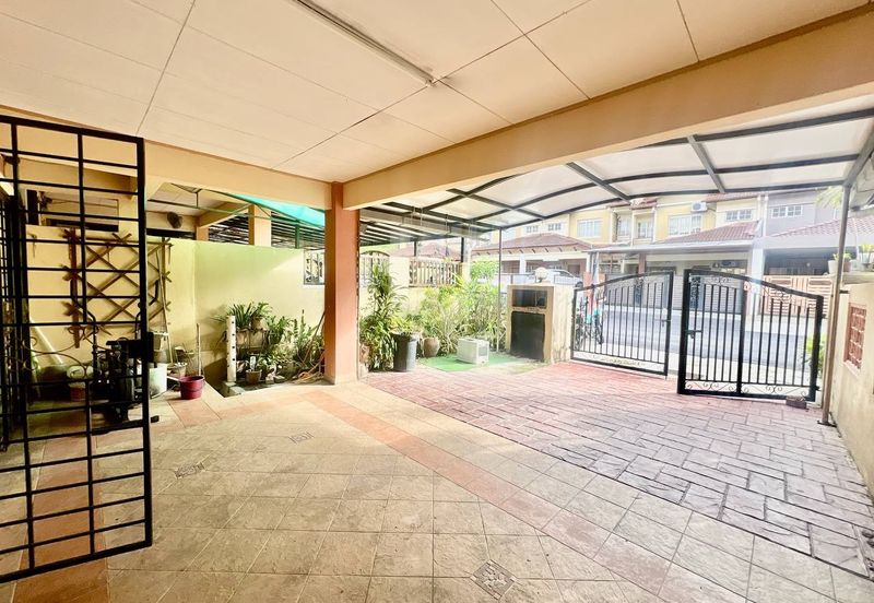 Bandar Tun Hussein Onn