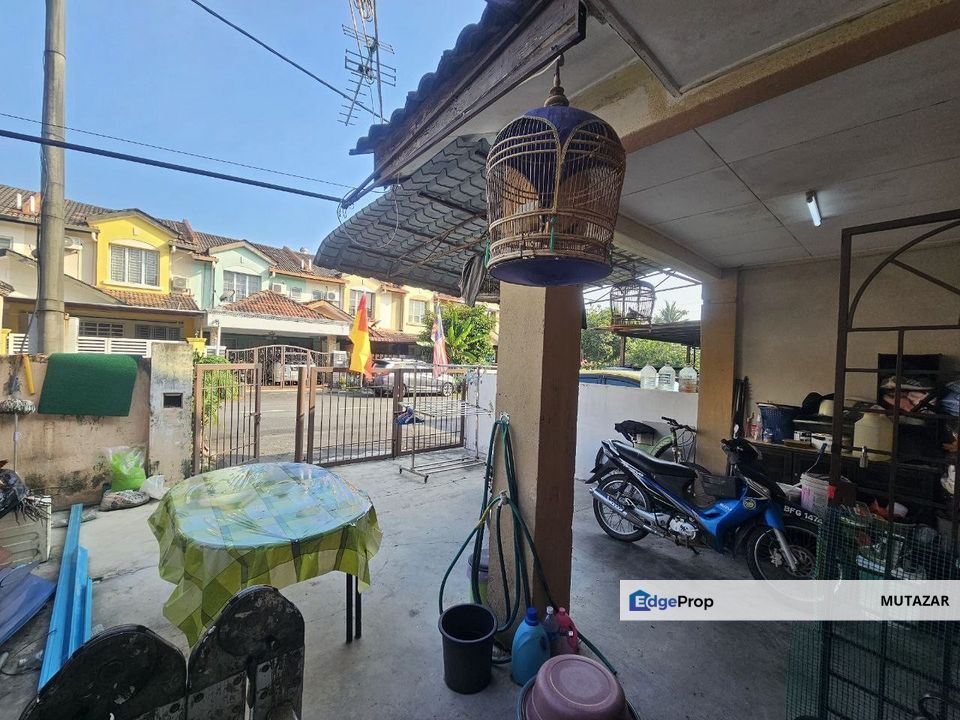 FULLY EXTENDED, Double Storey Terrace House at Seksyen 2, Bandar Bukit Mahkota, Bangi For Sale, Selangor, Bangi