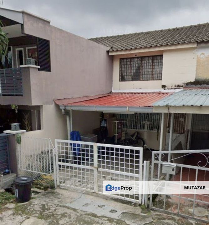 Double Storey Terrace House at Taman Putra, Ampang - Dekat Pelbagai Kemudahan  For Sale, Selangor, Ampang