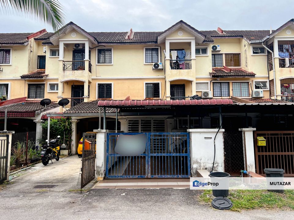RENOVATED, 1.5 Storey Townhouse @ Taman Kajang Perdana, Kajang - Upper Unit, Strata Ready For Sale, Selangor, Kajang