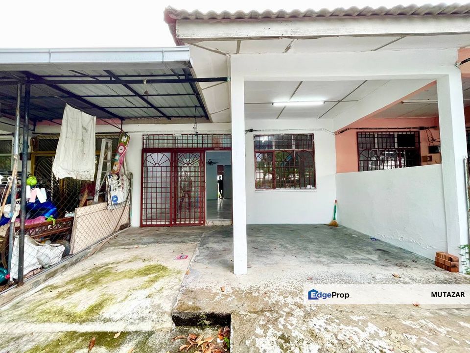 Single Storey Terrace House at Bandar Rinching Seksyen 2, Semenyih - Facing Open For Sale, Selangor, Semenyih
