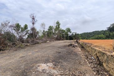 Bungalow Land @ Desa Putra, Sg Merab - Lokasi Strategik Atas Bukit, Dekat Putrajaya For Sale