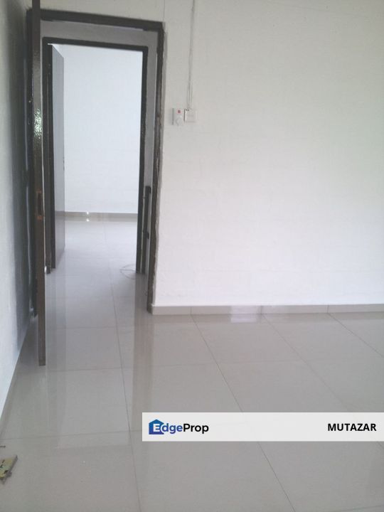 FREEHOLD, Double Storey Terrace House @ Taman Sri Gombak, Selangor - Dekat Pelbagai Kemudahan For Sale, Selangor, Batu Caves 