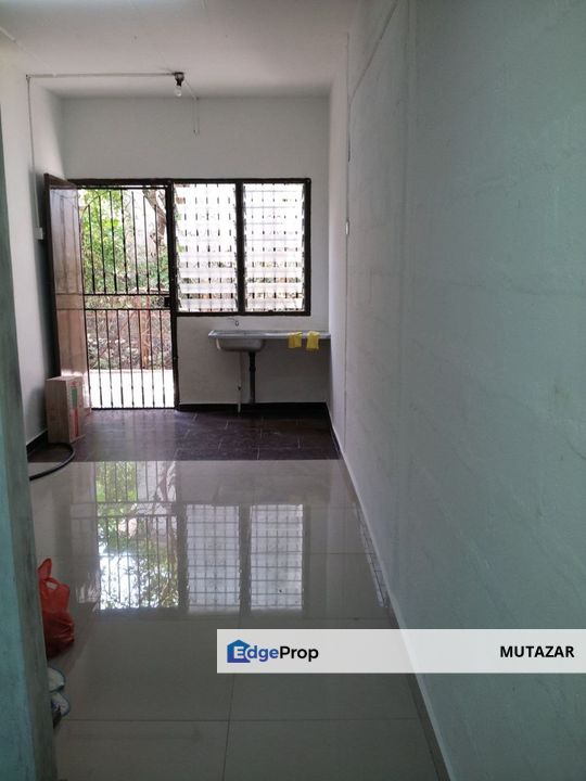 FREEHOLD, Double Storey Terrace House @ Taman Sri Gombak, Selangor - Dekat Pelbagai Kemudahan For Sale, Selangor, Batu Caves 