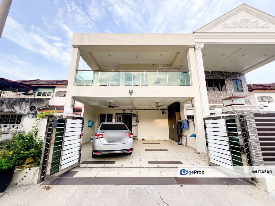 FULLY RENOVATED, Double Storey Superlink House @ Taman Kajang Utama, Kajang - Extended Kitchen & Living Hall For Sale, Selangor, Kajang